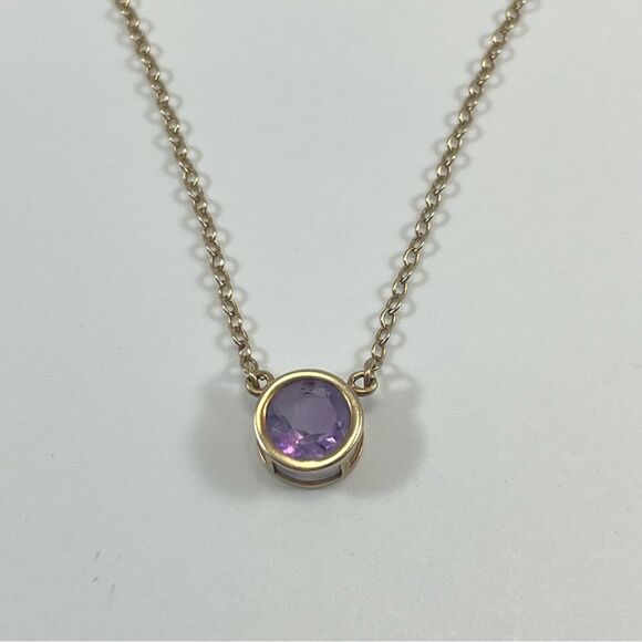 10K Gold Amethyst Pendant Necklace Classic Timeless Dainty Elegant Evening